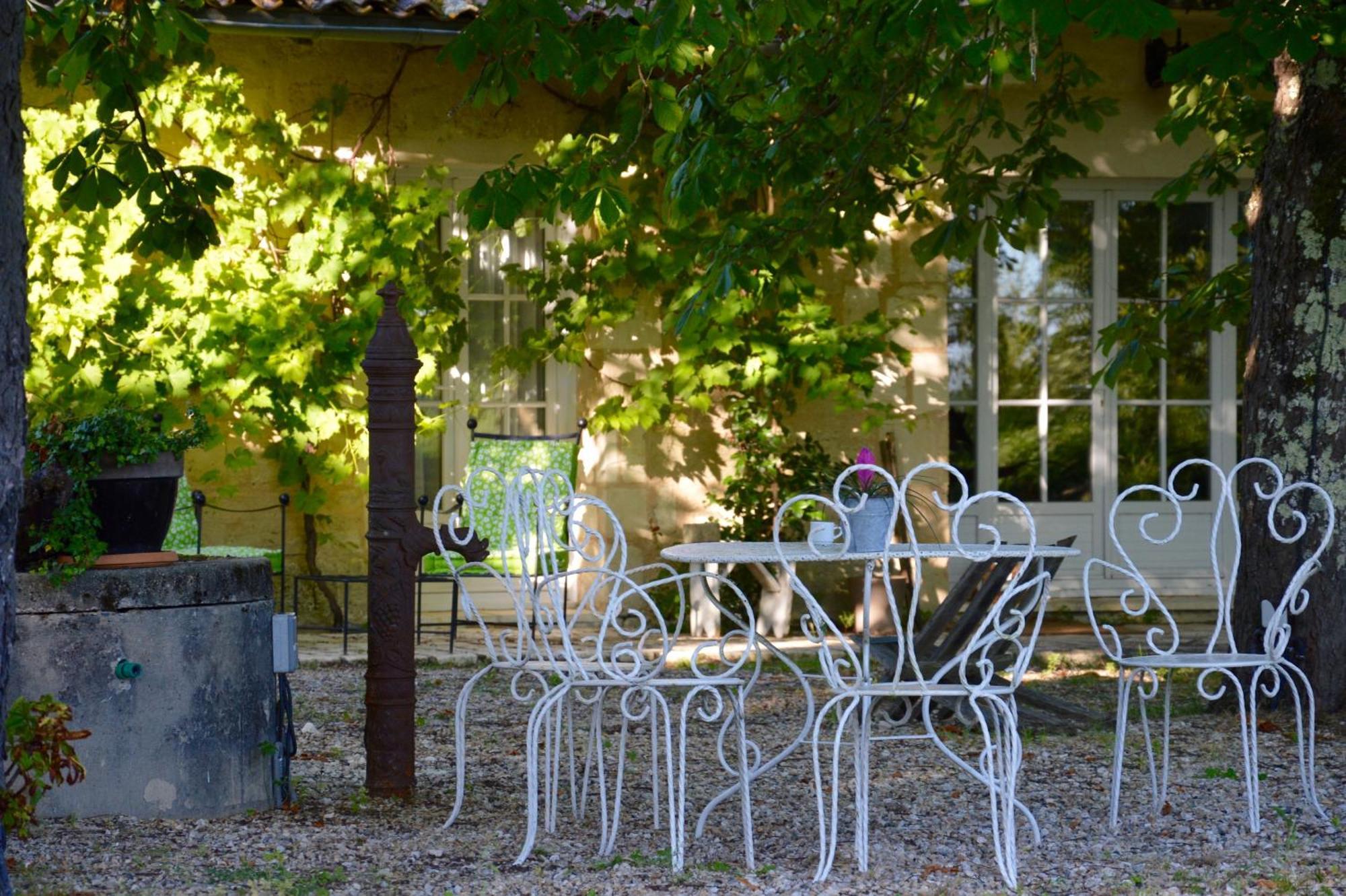 Chateau De La Vieille Chapelle Lugon et l’Ile du Carney 部屋 写真
