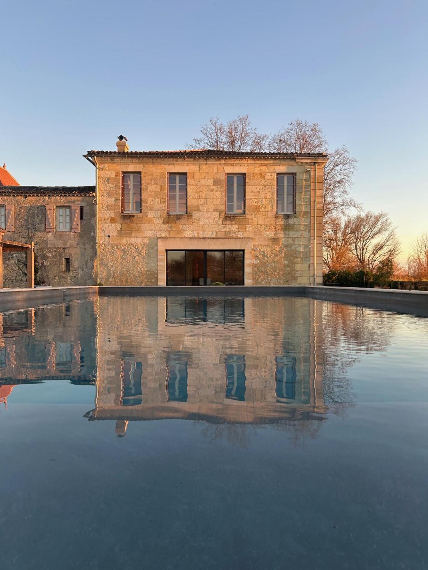 Chateau De La Vieille Chapelle Lugon et l’Ile du Carney エクステリア 写真